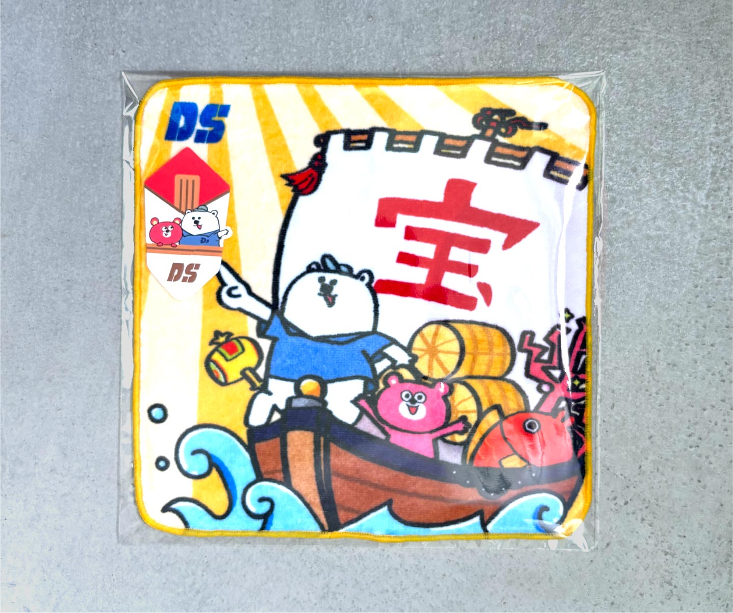 有限会社ディーズ様　ハンドタオルとのしステッカー　新年のご挨拶を彩る、オリジナルノベルティ制作。