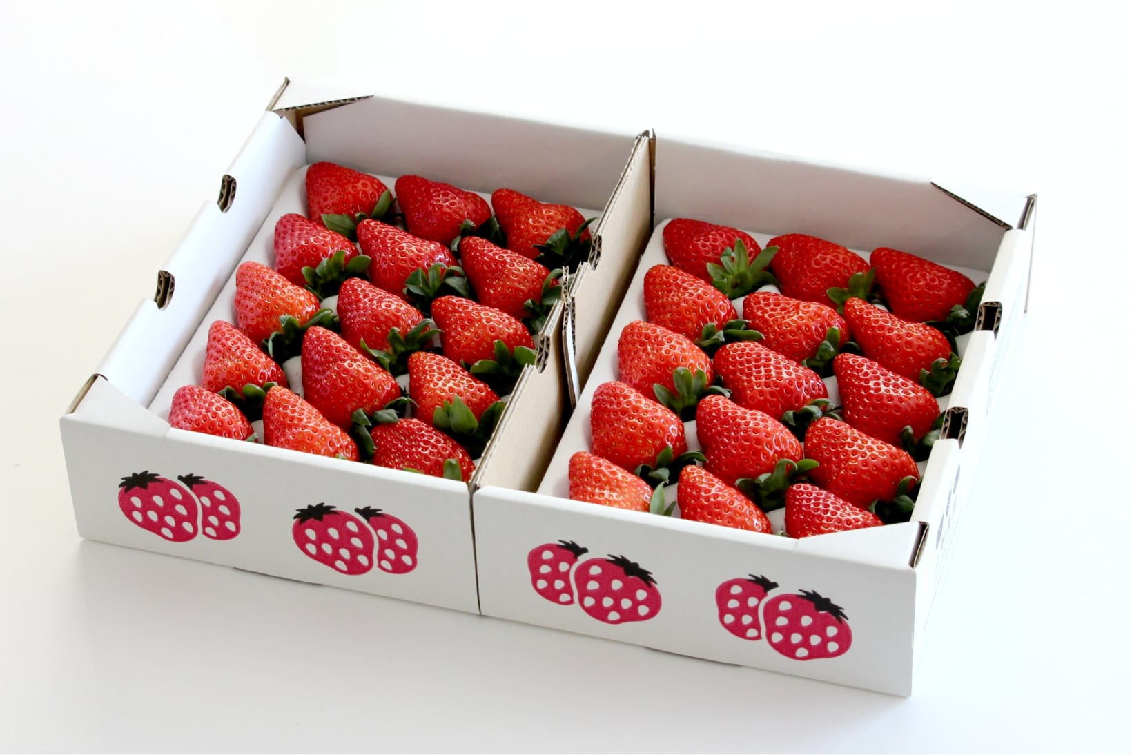 上村農園様 いちごの地方発送